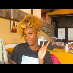 Meet your Posher, Cherish